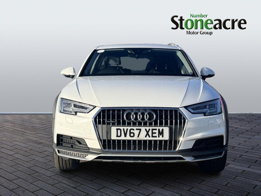 Audi A4 Allroad Image 8