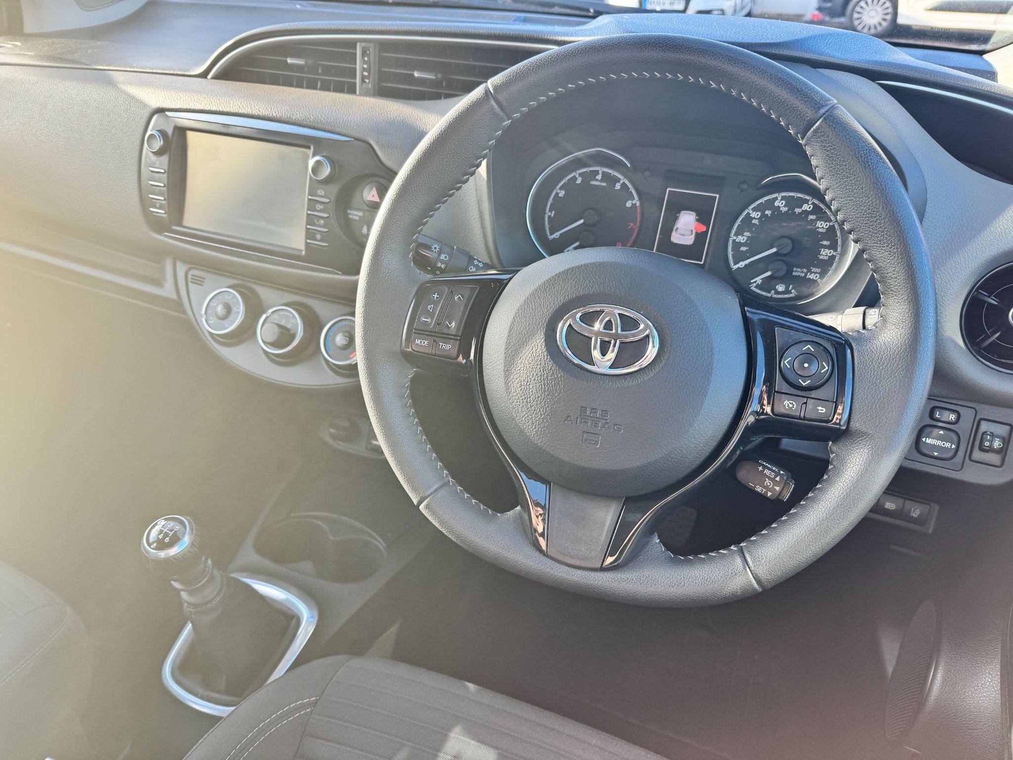 Toyota Yaris Image 18