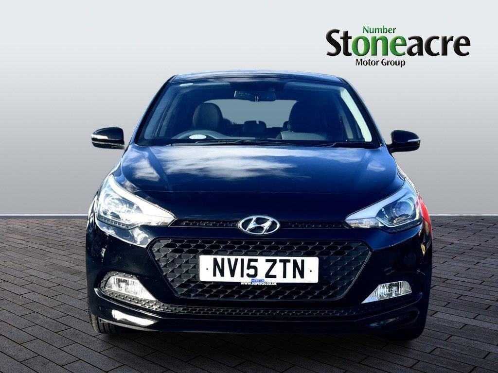 Hyundai i20 Image 8