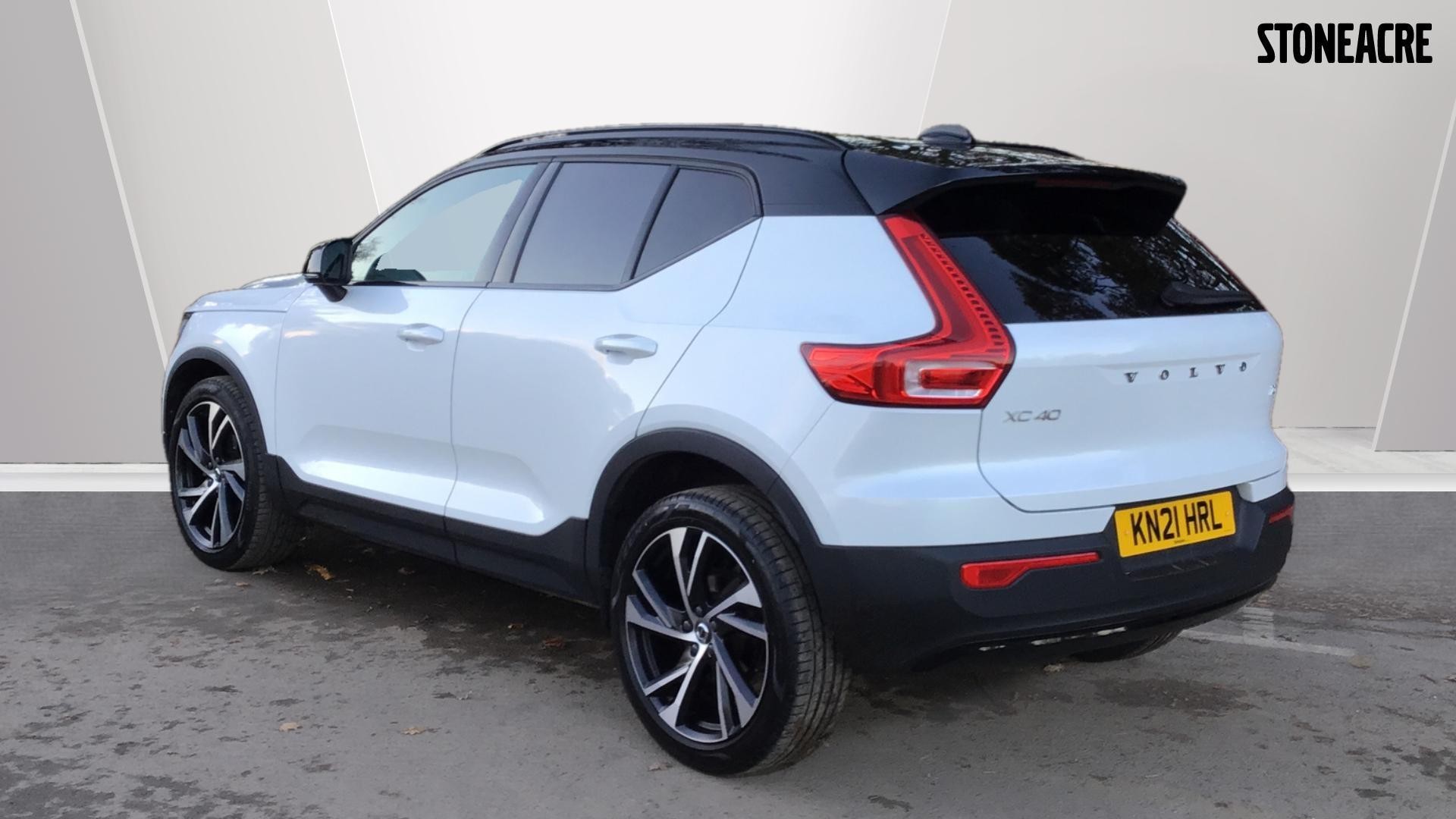 Volvo XC40 Image 2