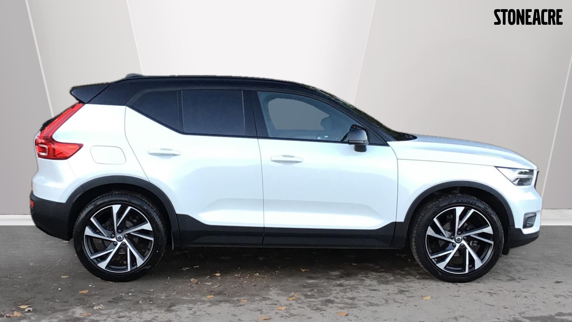 Volvo XC40 Image 3