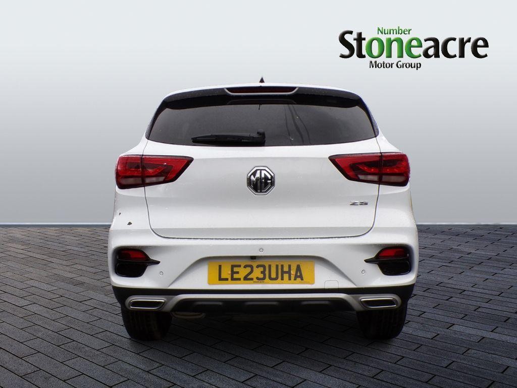 MG ZS Image 4