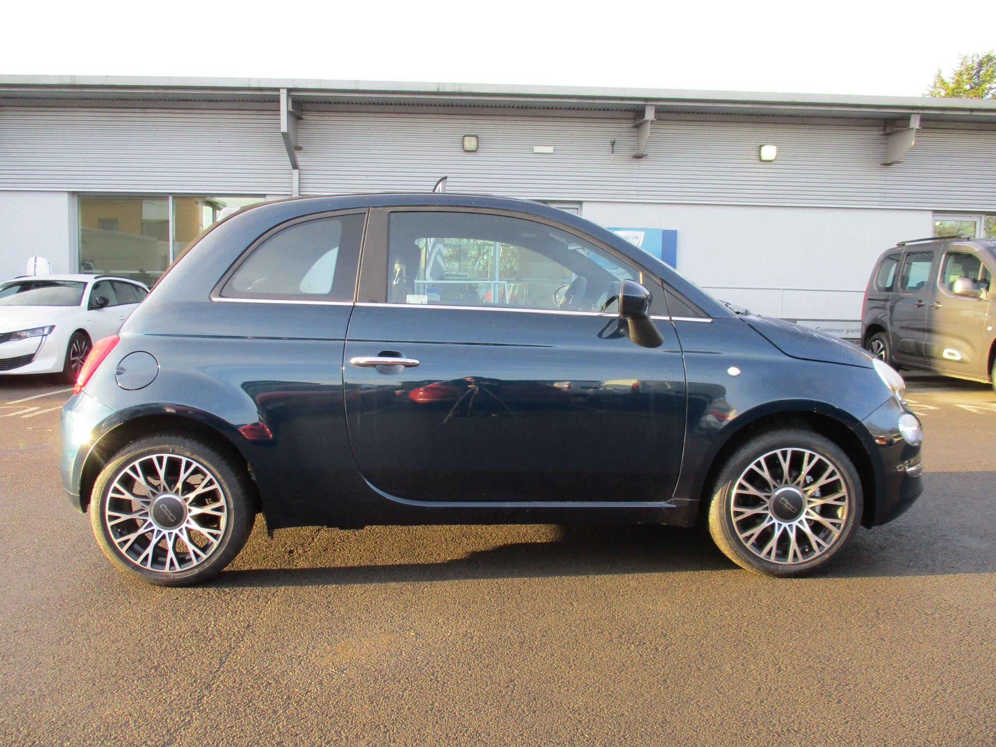 Fiat 500c Hybrid Image 2