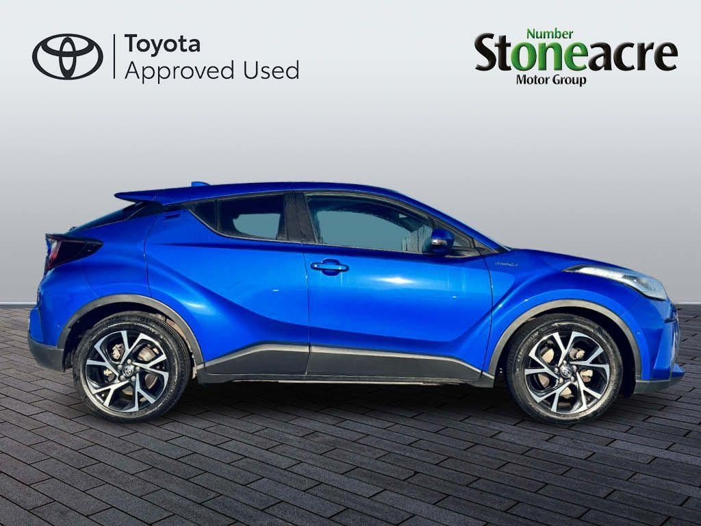 Toyota C-HR Image 4