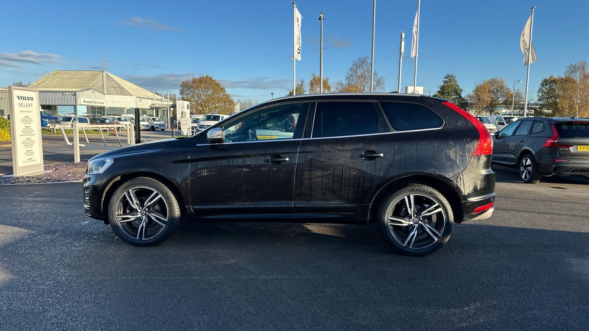 Volvo XC60 Image 8