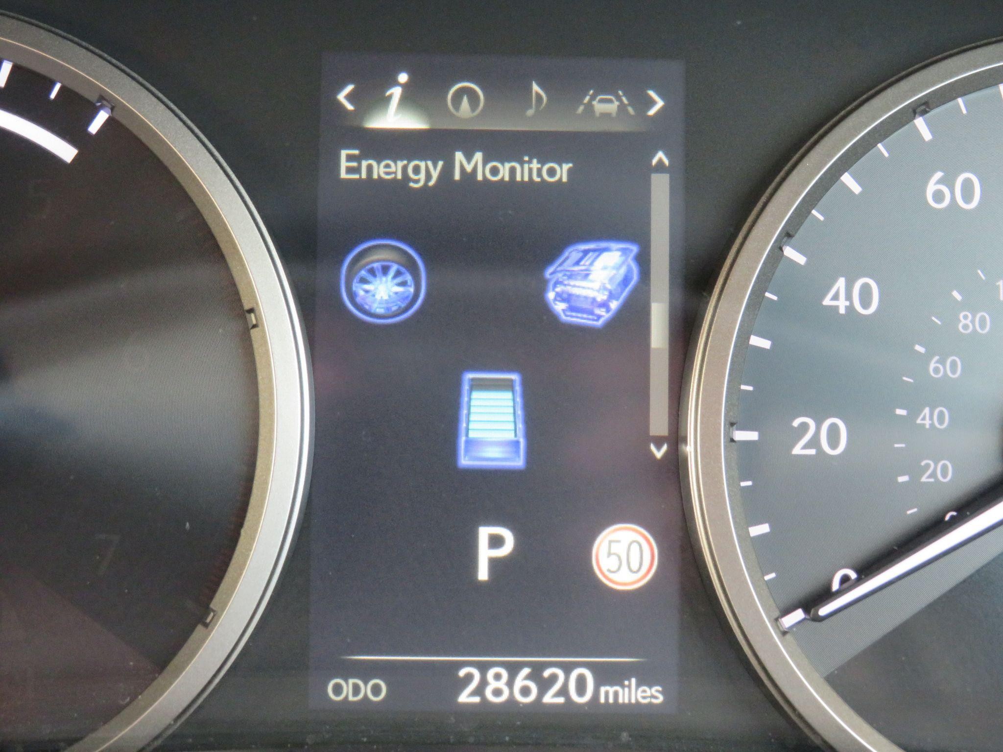 Lexus NX Self-Charging Hybrid Image 31