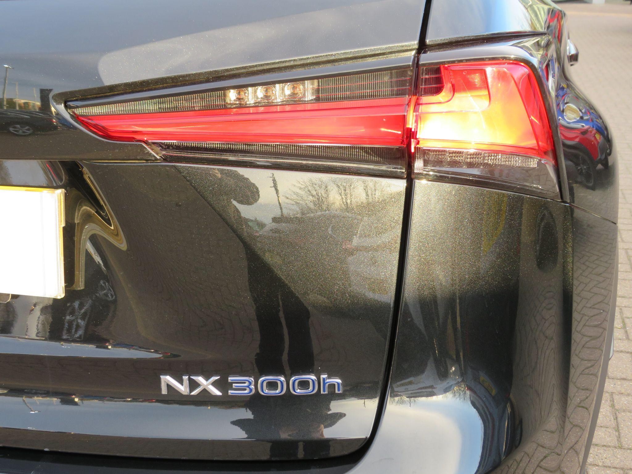 Lexus NX Self-Charging Hybrid Image 50