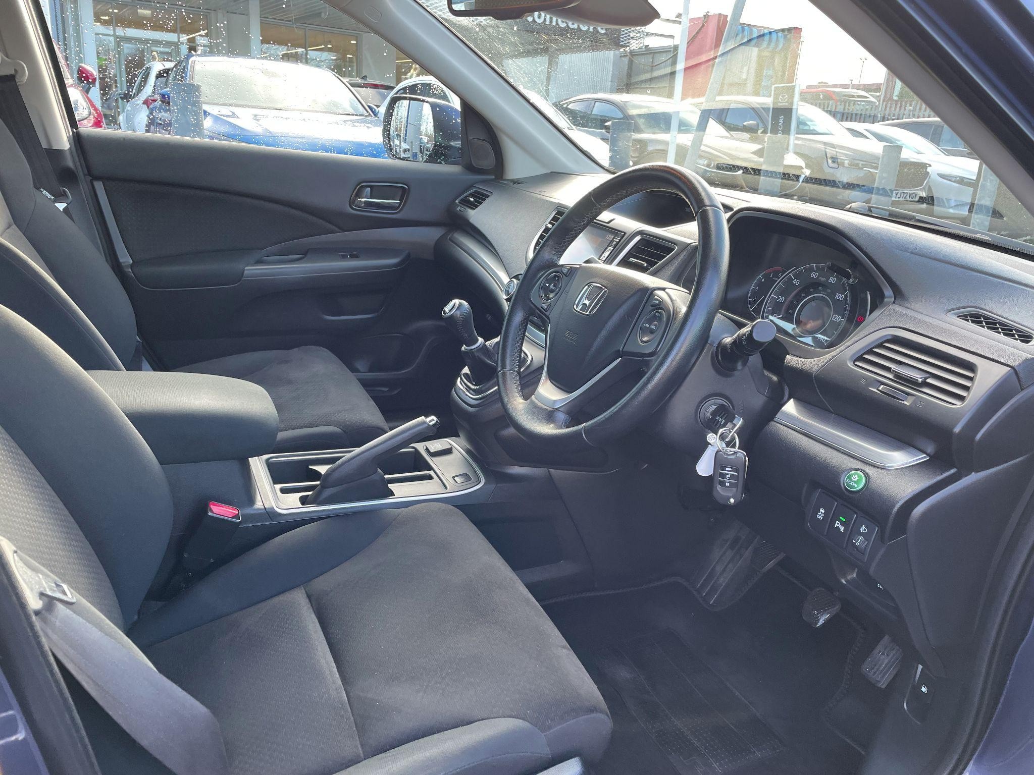 Honda CR-V Image 12