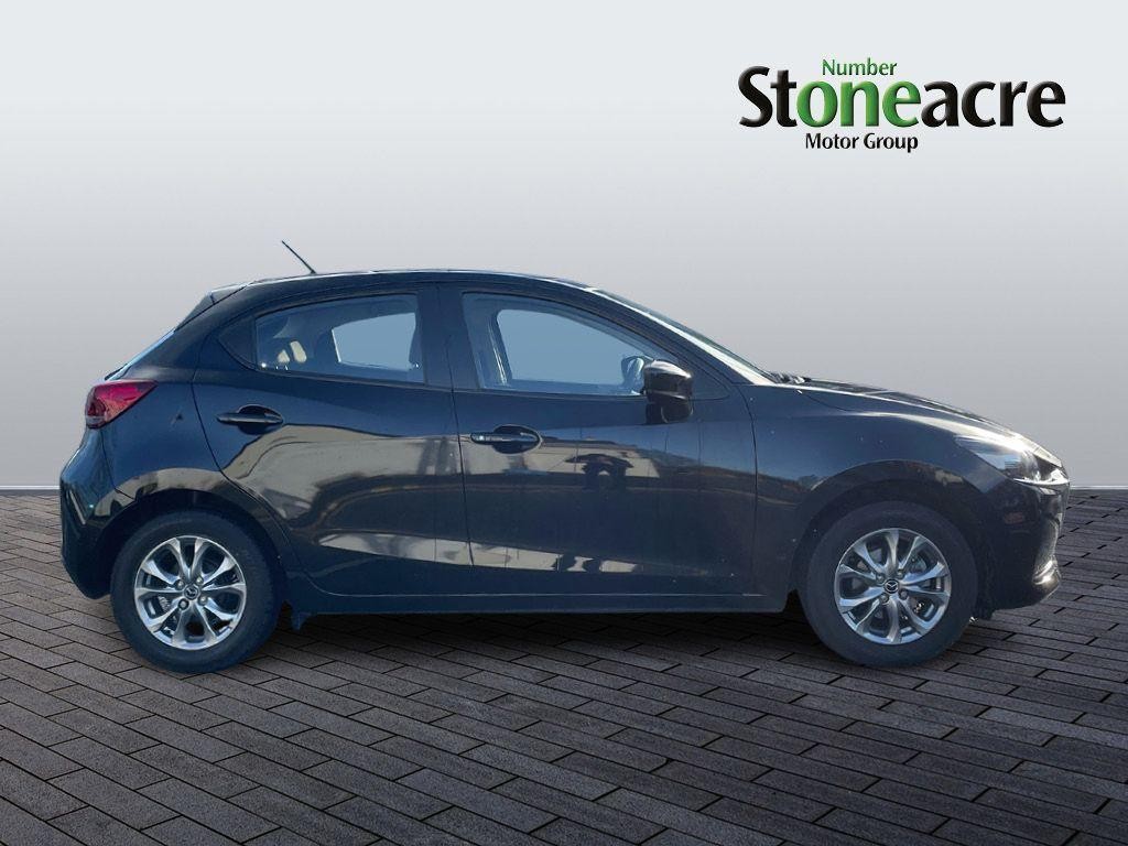 Mazda2 Image 8