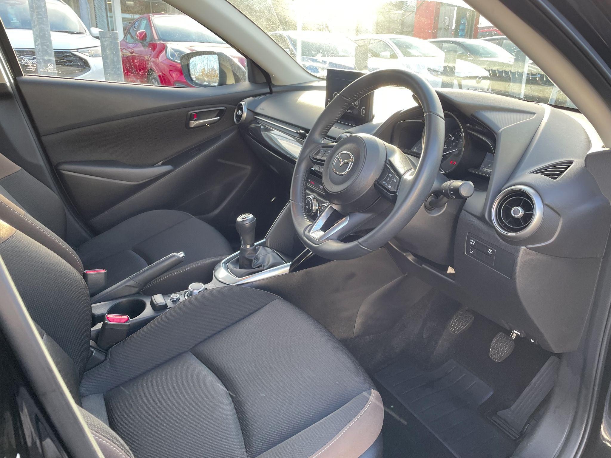 Mazda2 Image 22