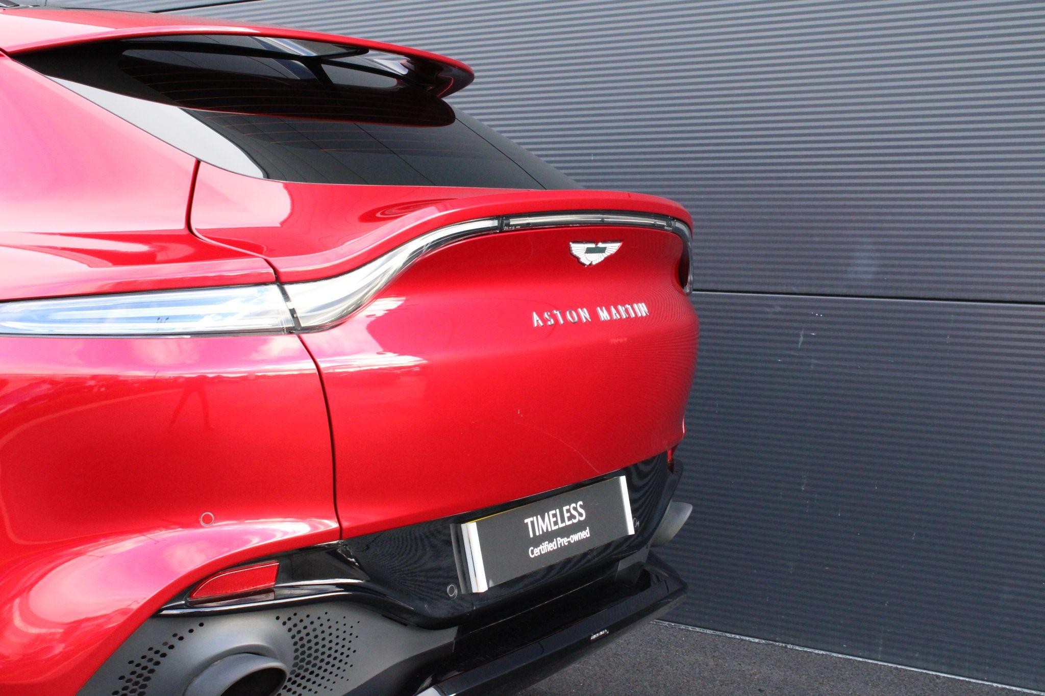 Aston Martin DBX Image 29