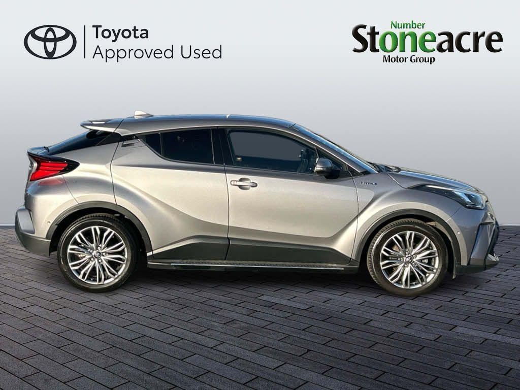 Toyota C-HR Image 4