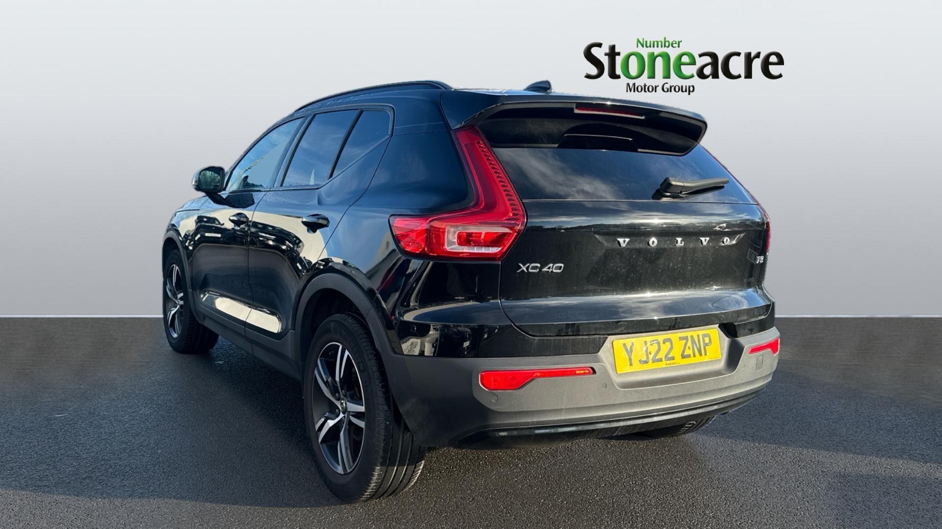 Volvo XC40 Image 2