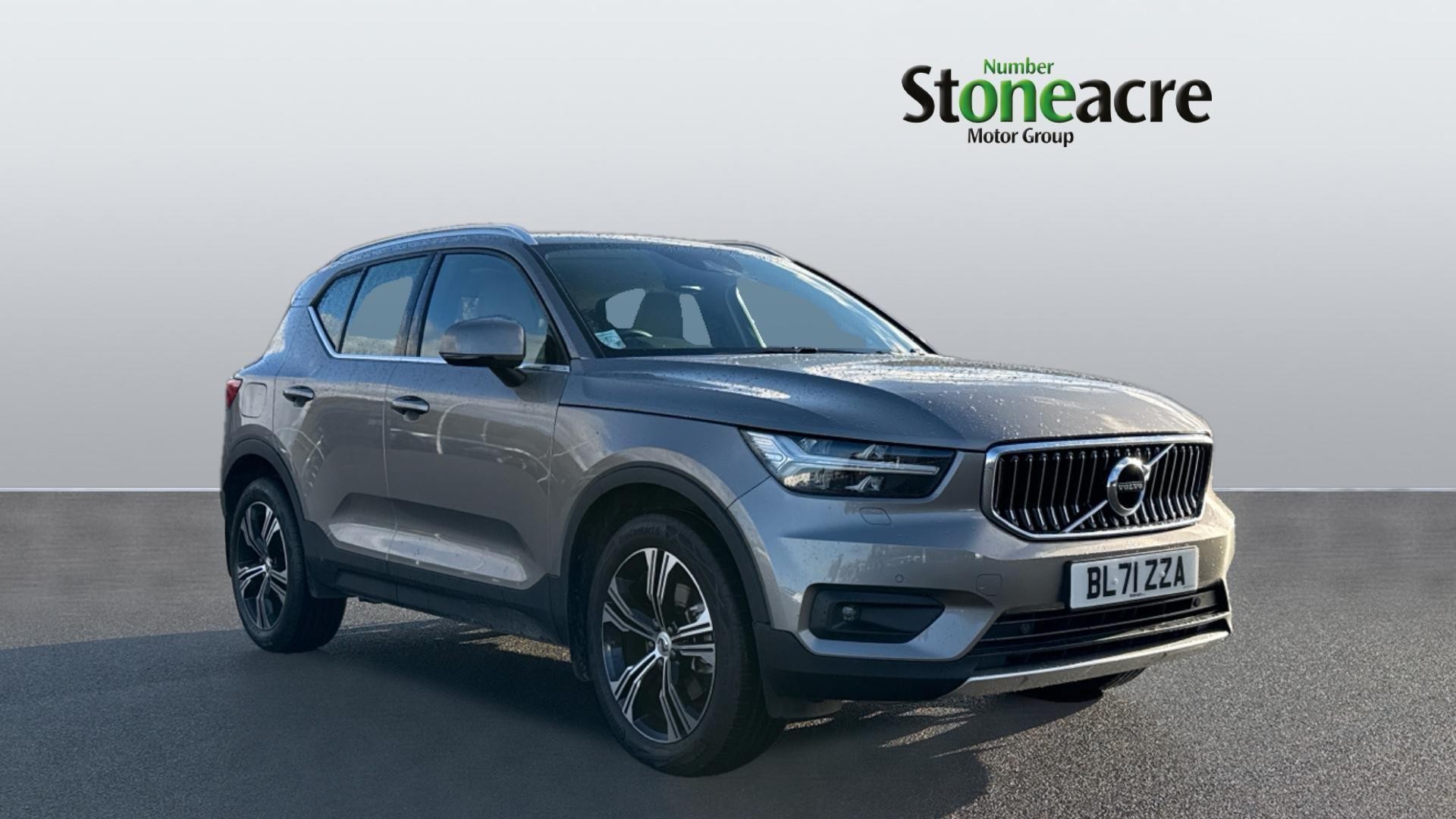 Volvo XC40 Image 1