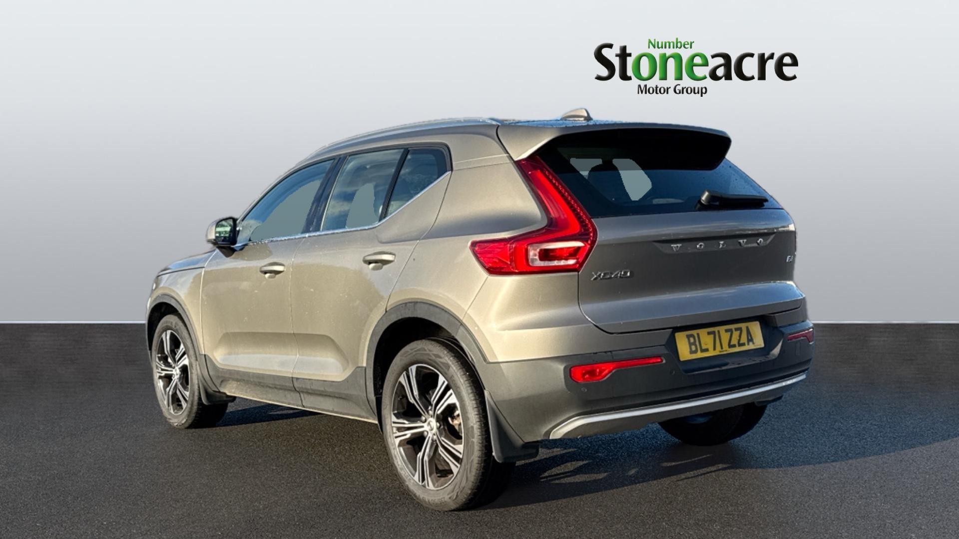 Volvo XC40 Image 2