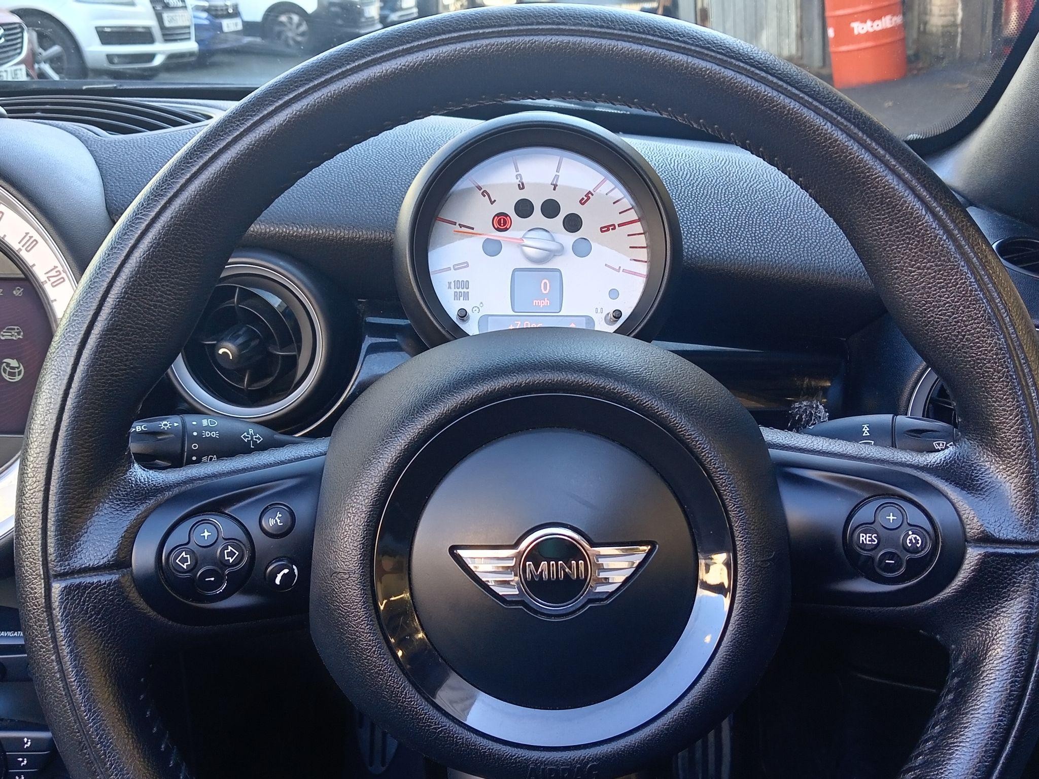 MINI Roadster Image 17