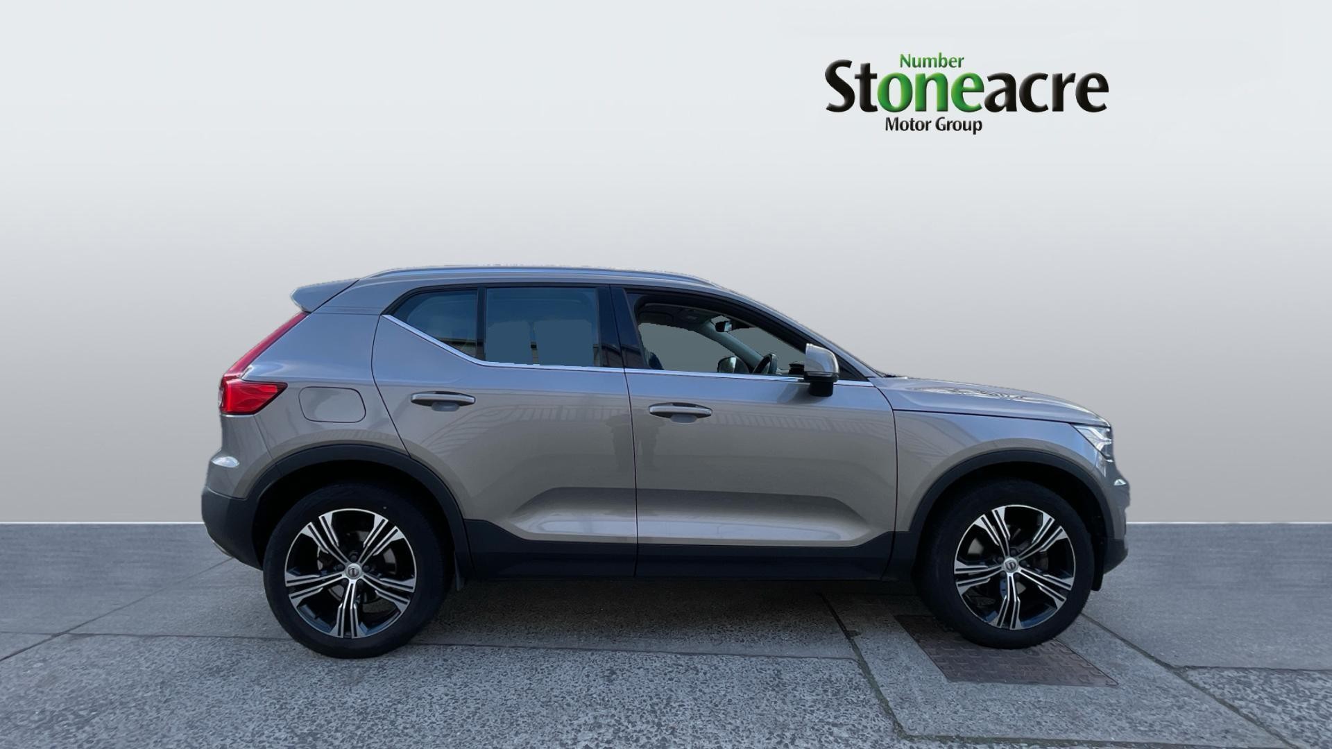 Volvo XC40 Image 3