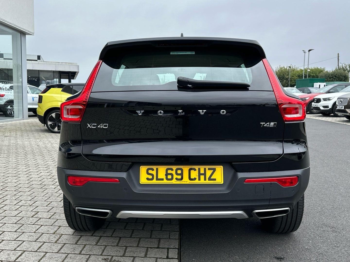 Volvo XC40 Image 13