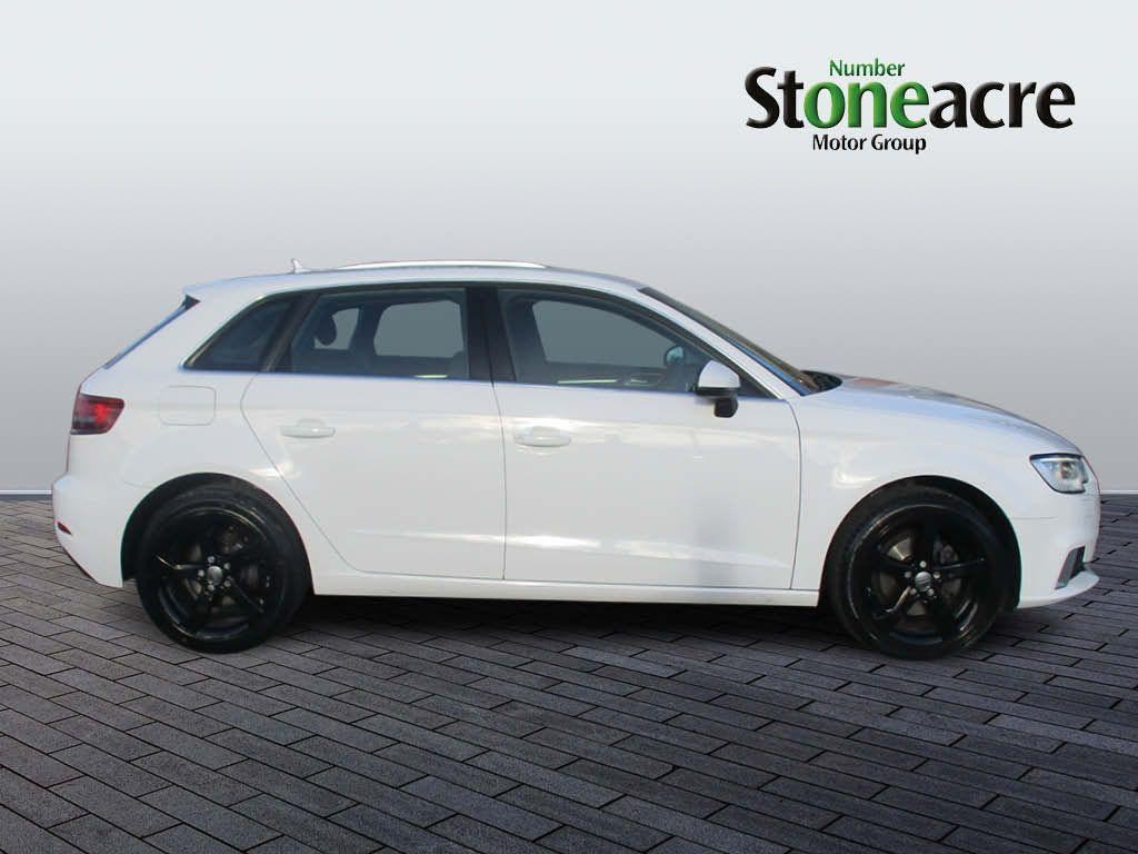 Audi A3 Image 2