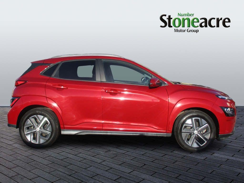 Hyundai KONA Image 2