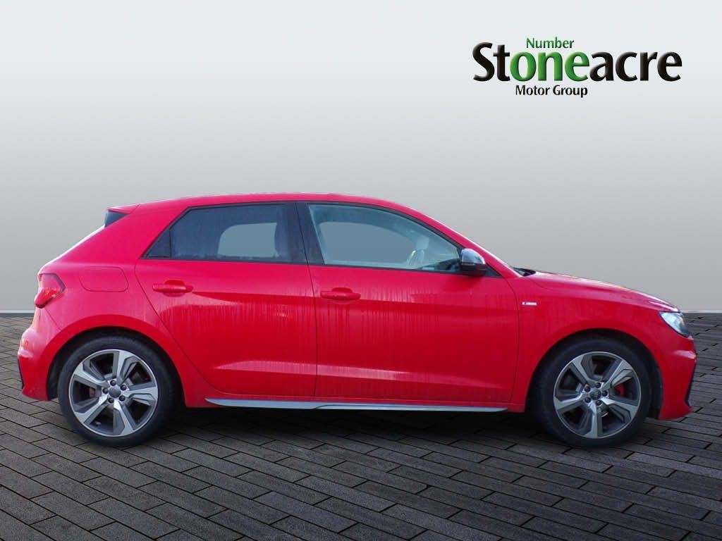 Audi A1 Image 2