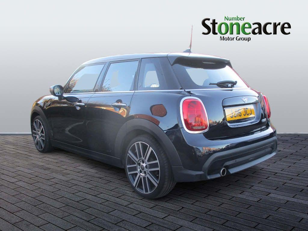 MINI Hatch Image 5