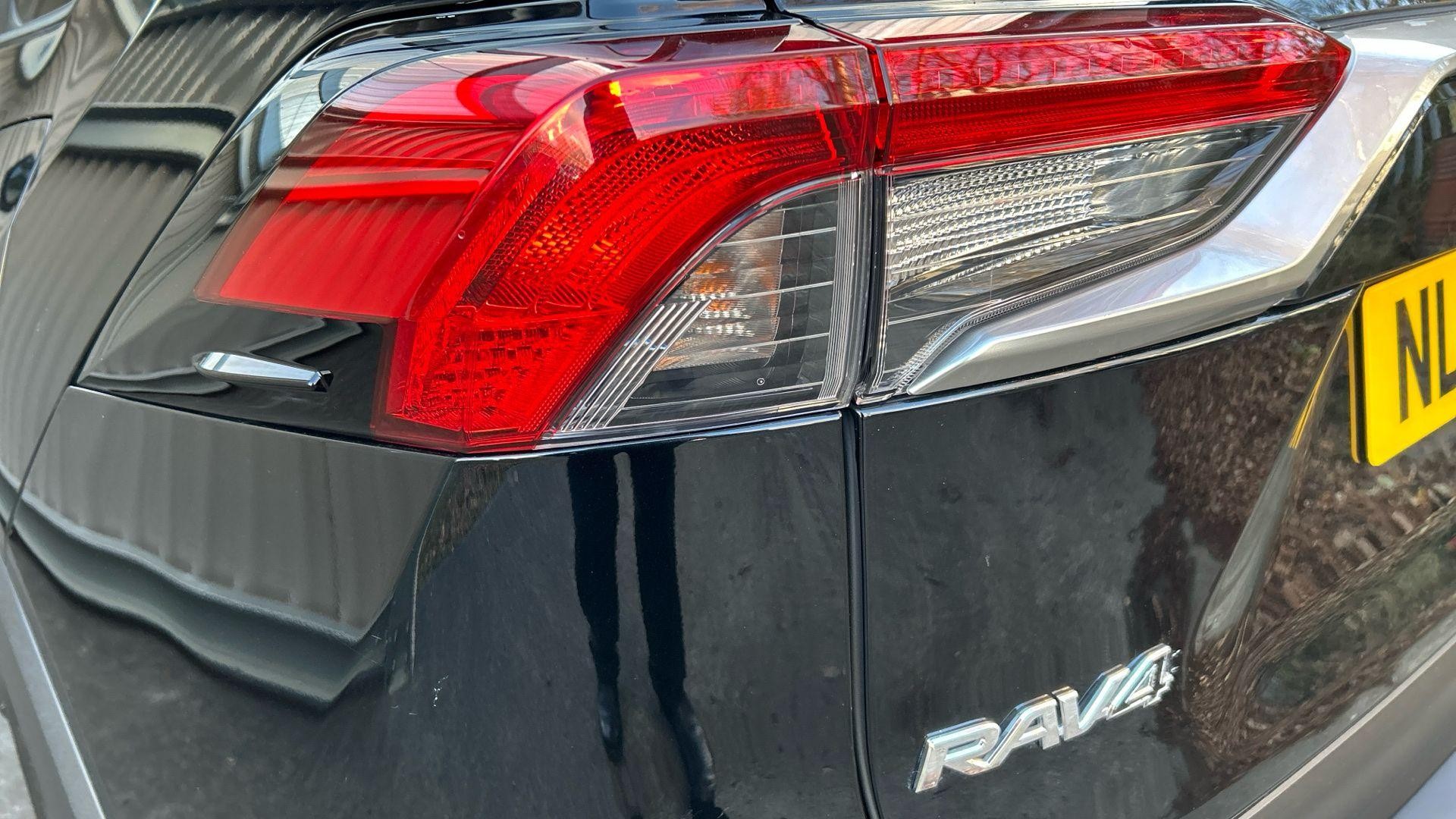 Toyota RAV4 Image 49