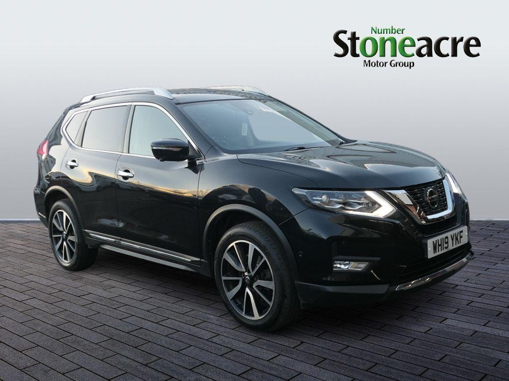 Nissan X-Trail Image 1