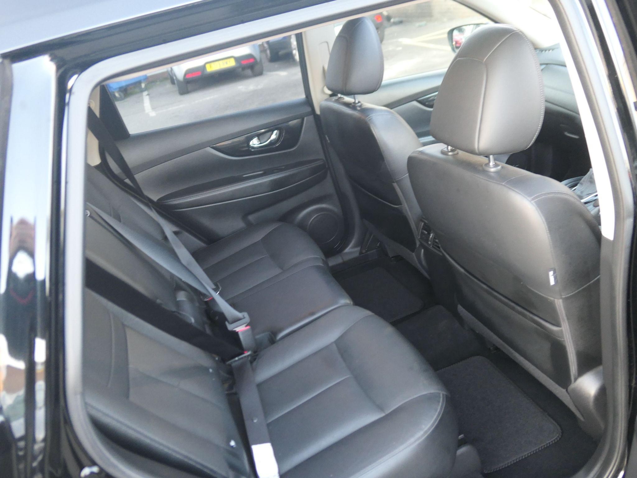 Nissan X-Trail Image 12