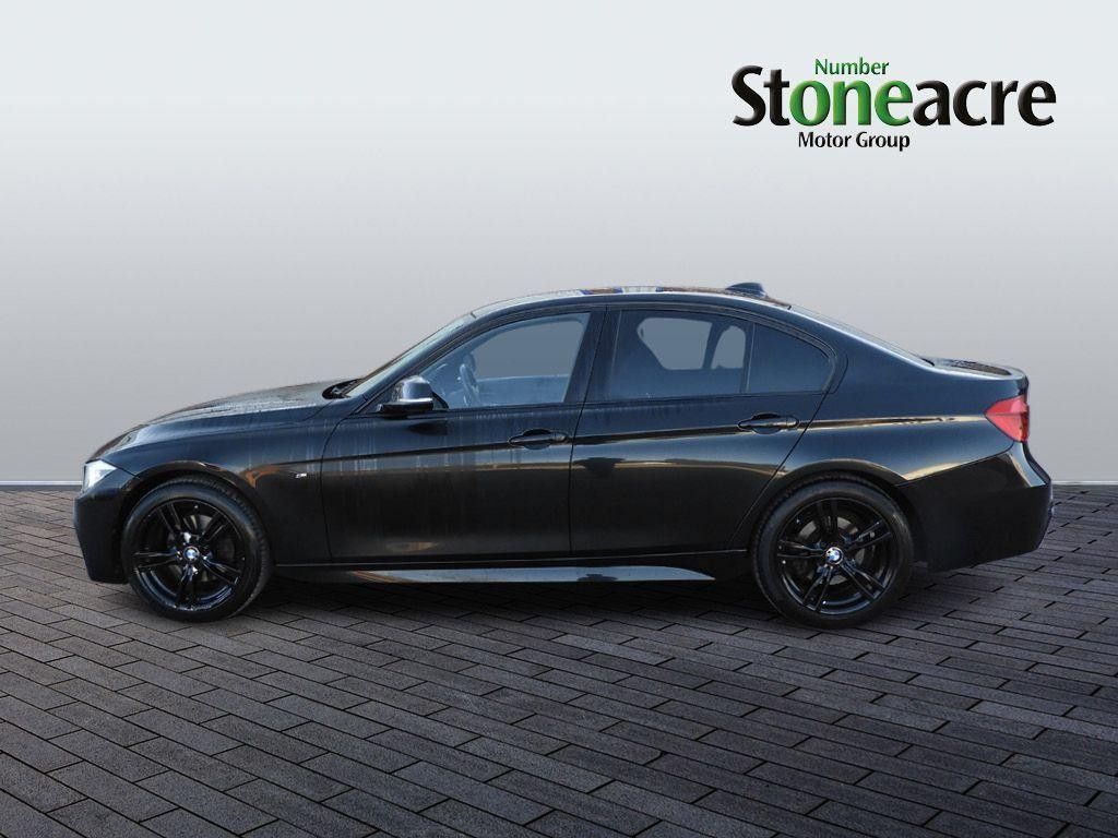 BMW 3 Series Image 6