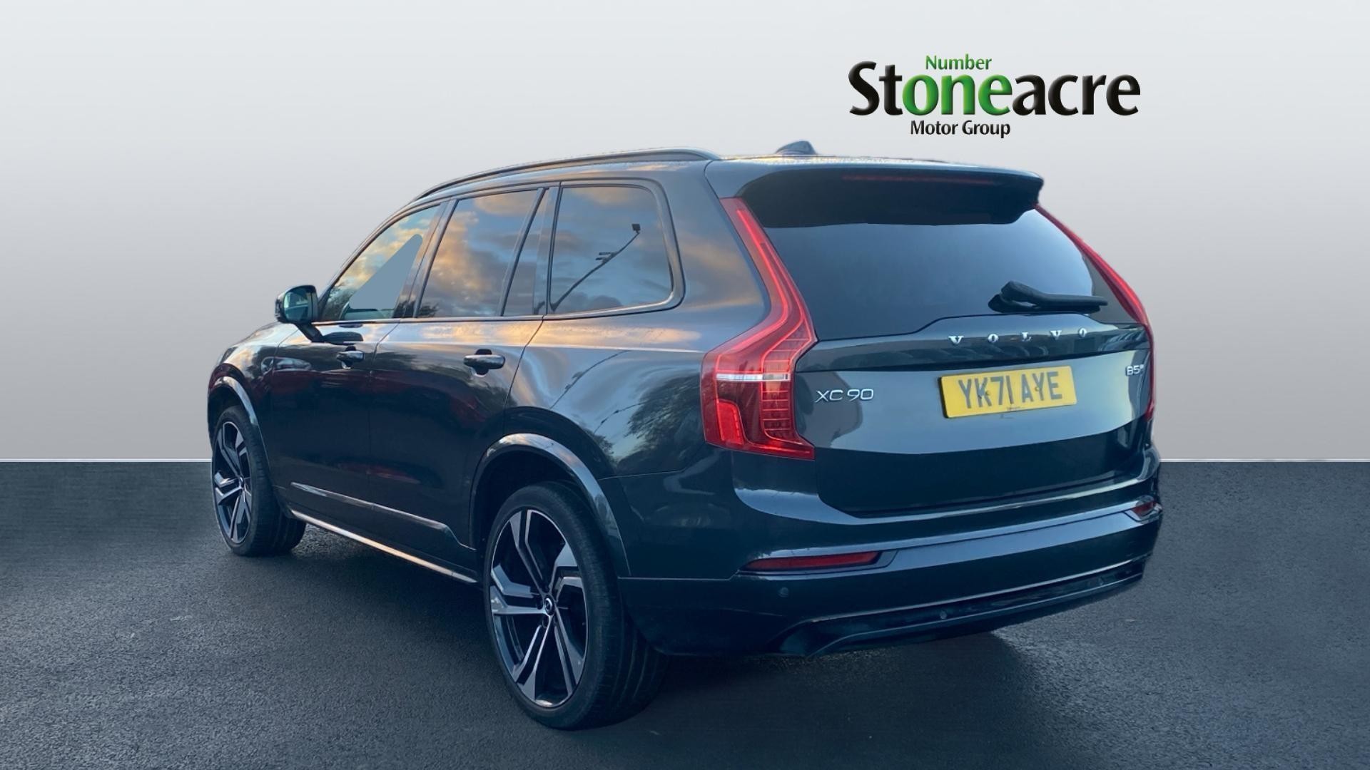 Volvo XC90 Image 2