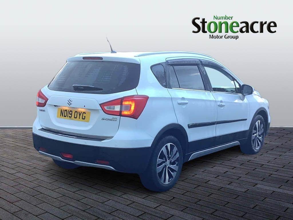 Suzuki SX4 S-Cross Image 2