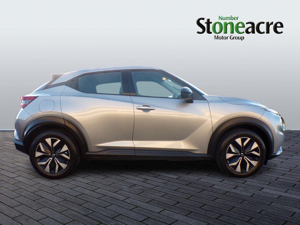 Nissan Juke Image 2