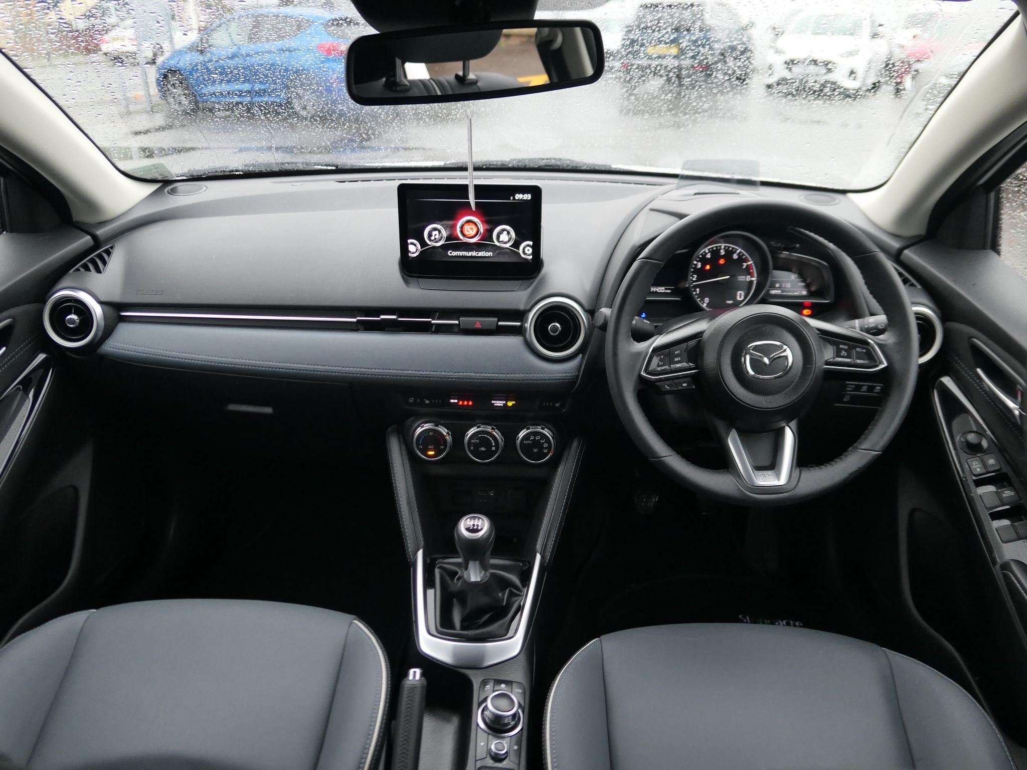 Mazda2 Image 9