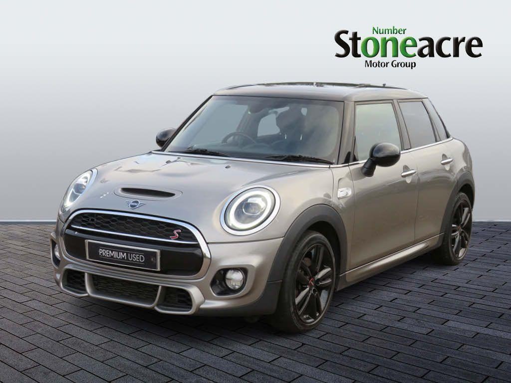 MINI Hatch Image 9