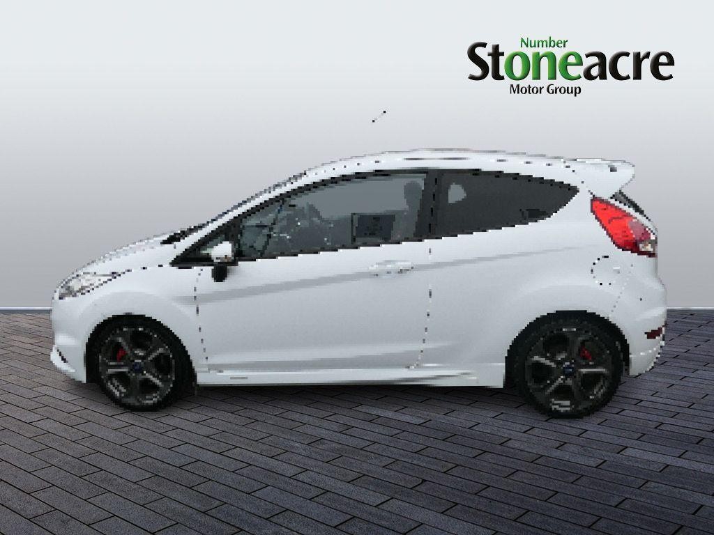 Ford Fiesta Image 6