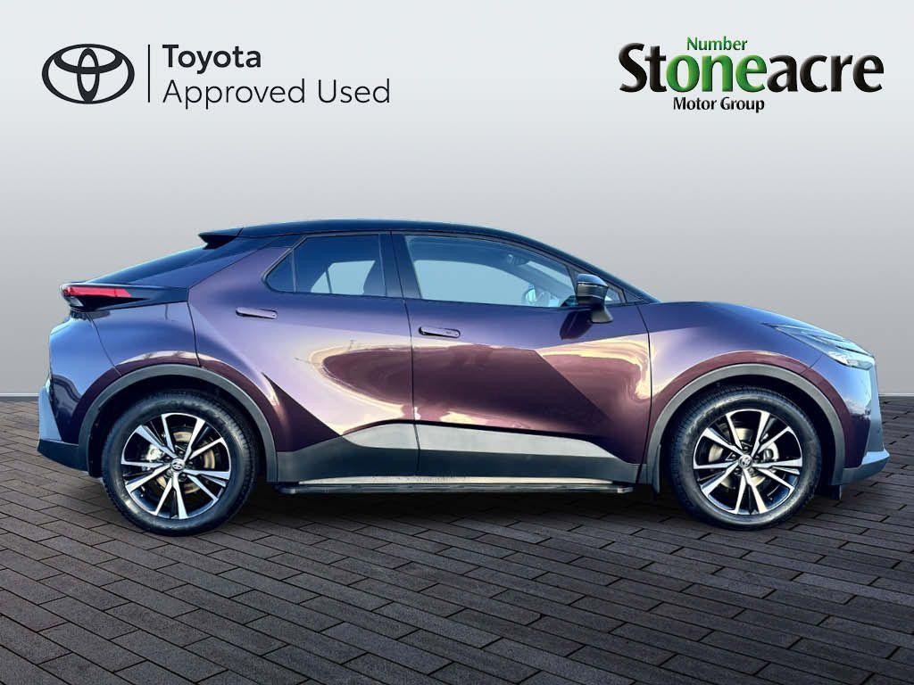 Toyota C-HR Image 4