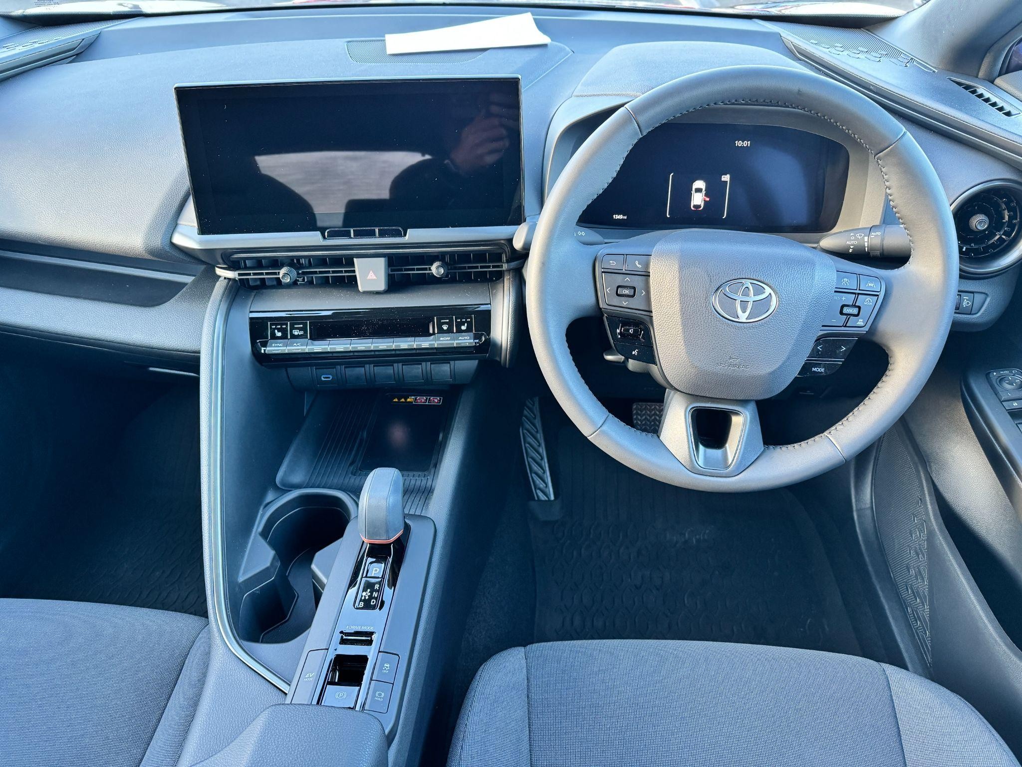 Toyota C-HR Image 17