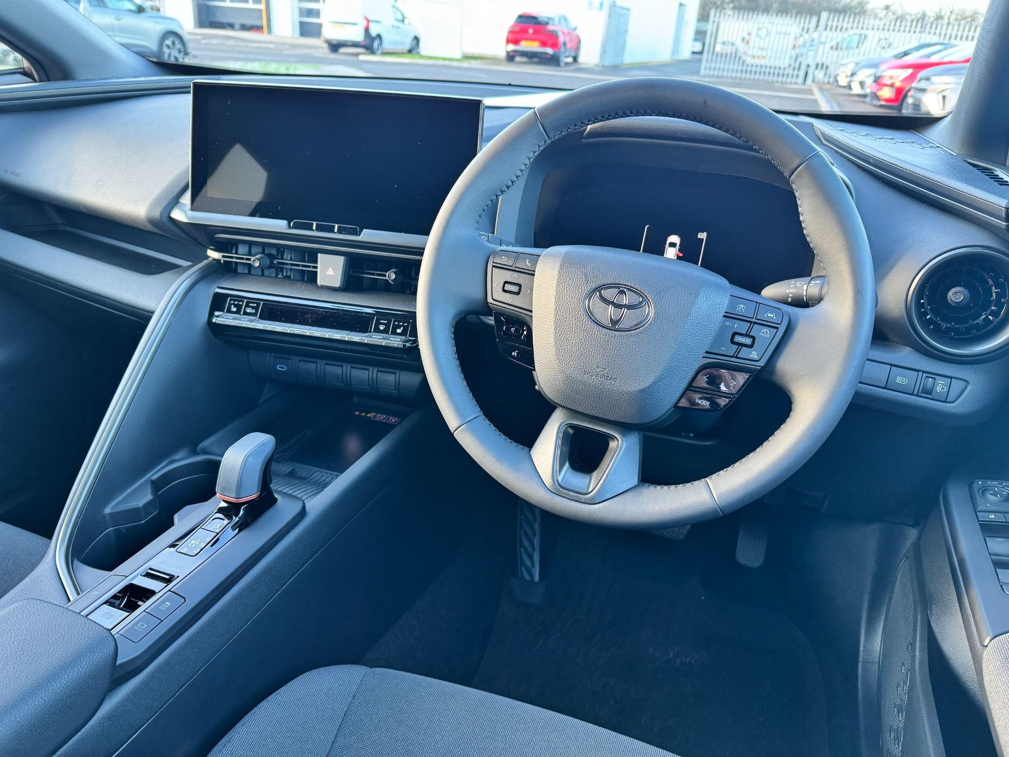 Toyota C-HR Image 18