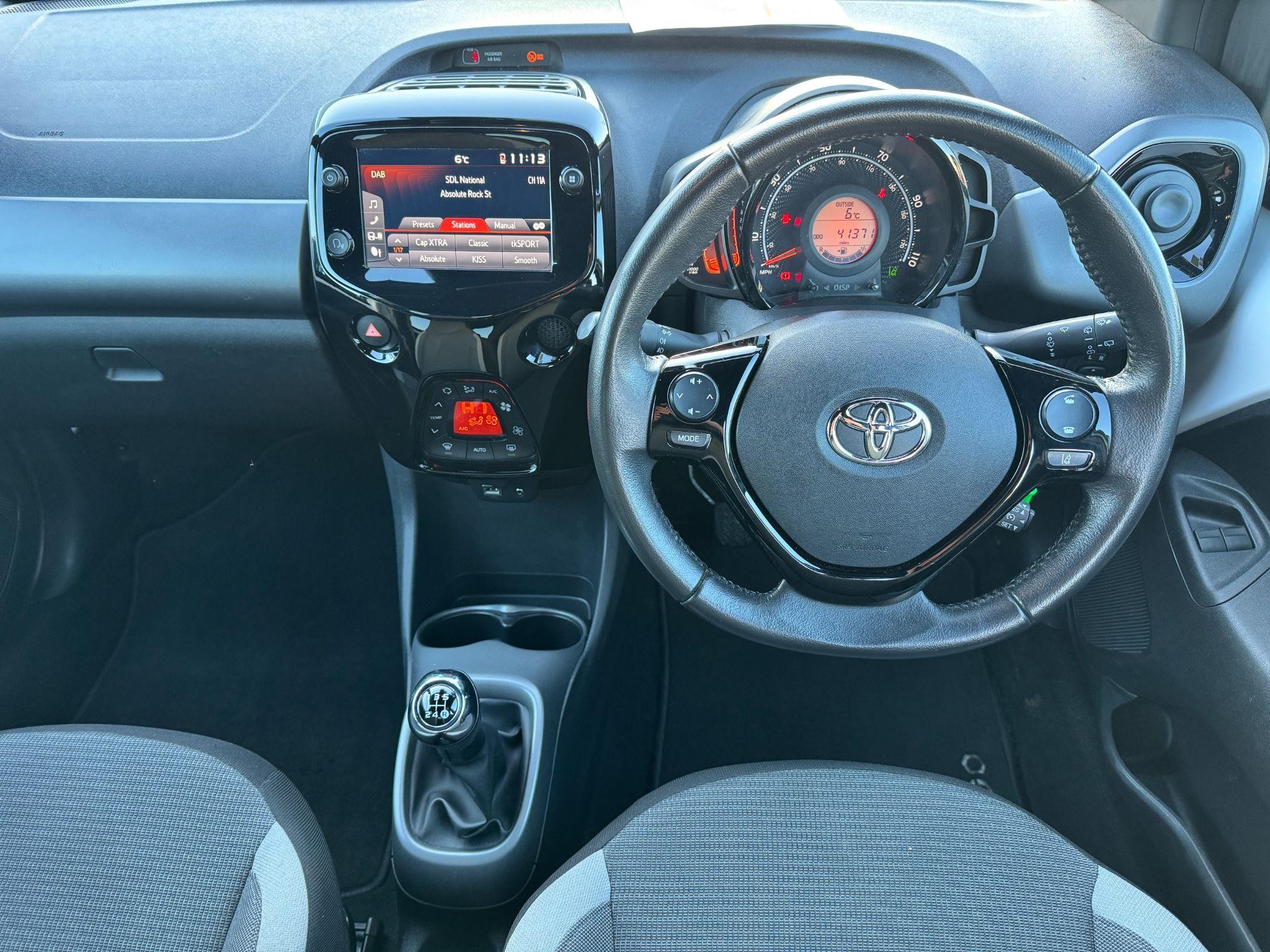 Toyota Aygo Image 17