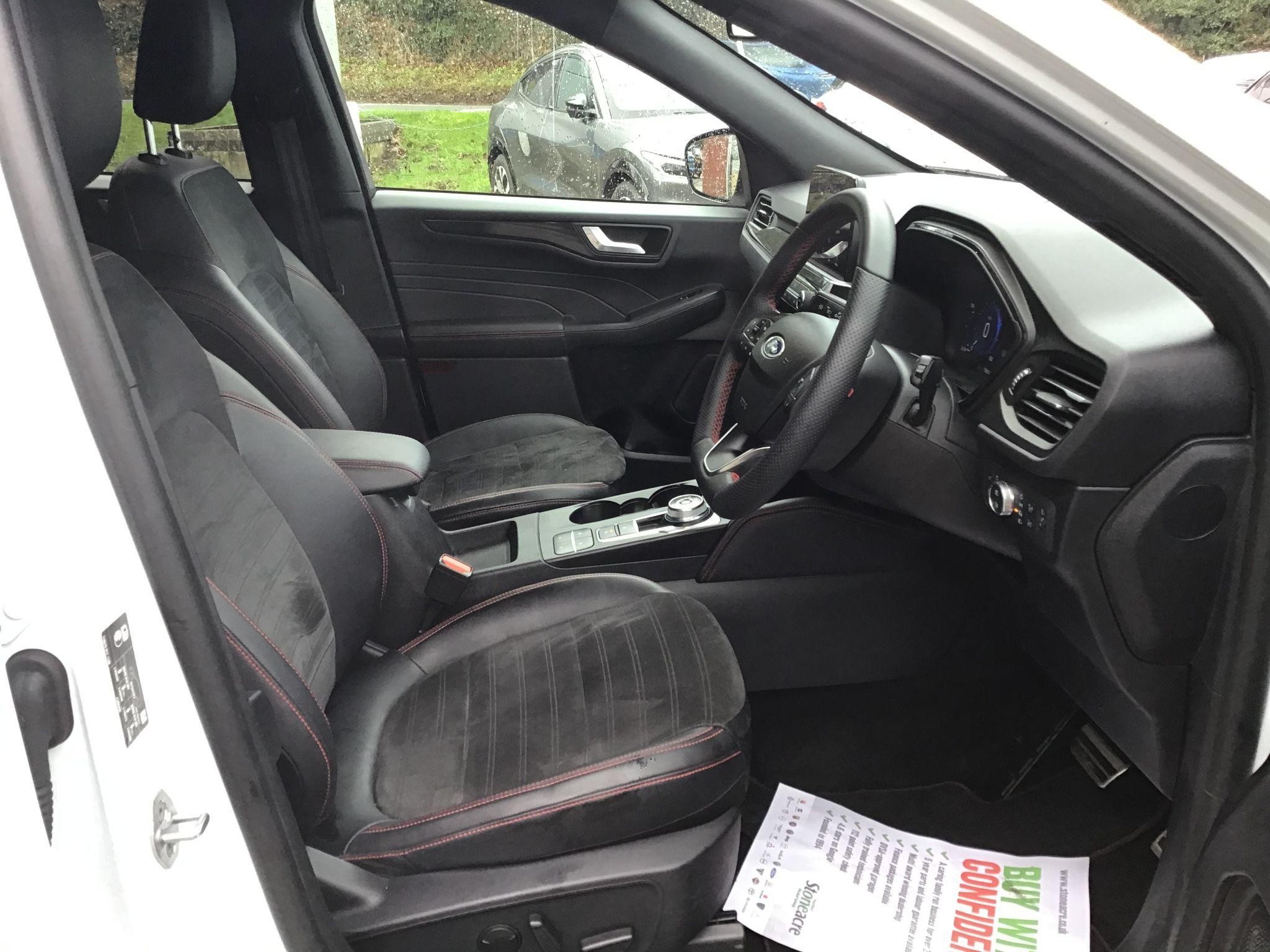 Ford Kuga Image 10