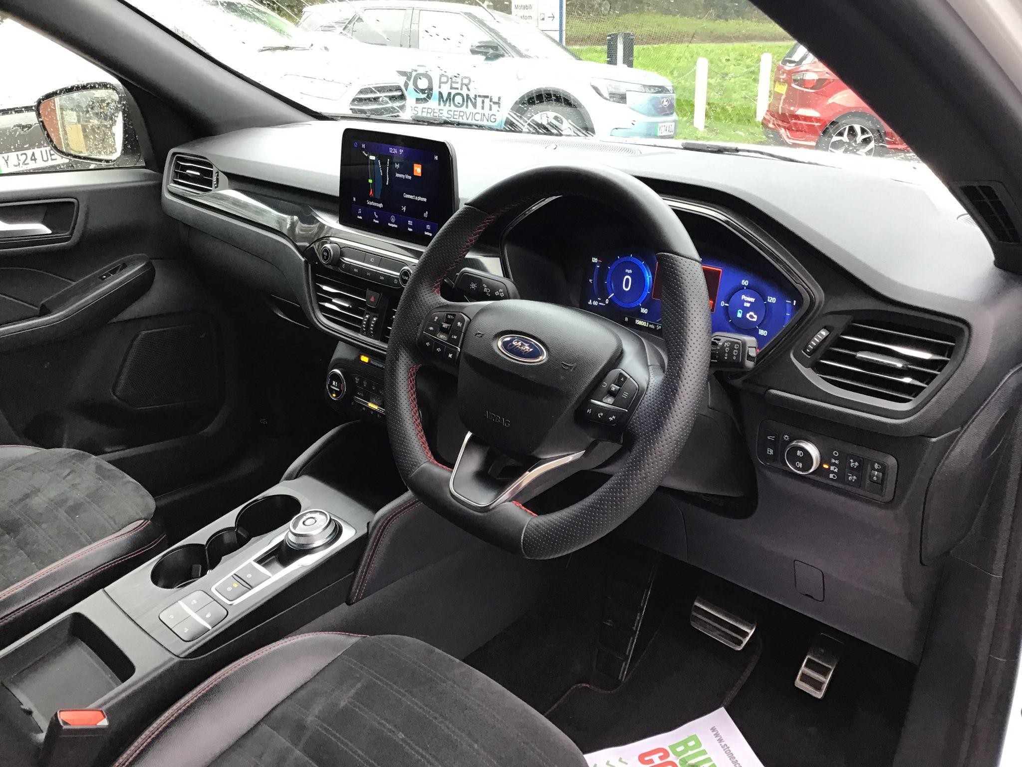 Ford Kuga Image 11