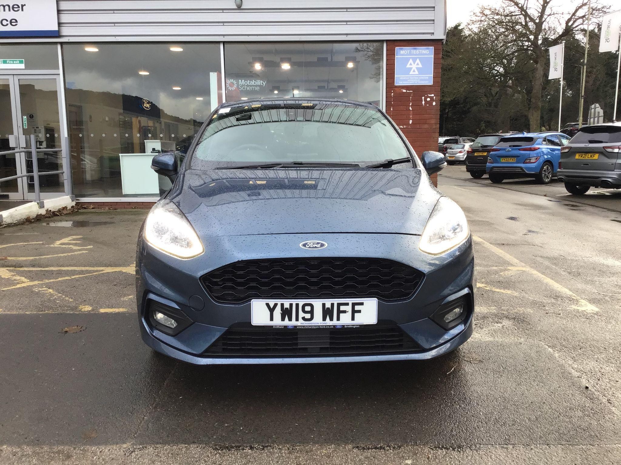 Ford Fiesta Image 8