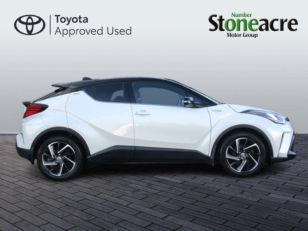 Toyota C-HR Image 4