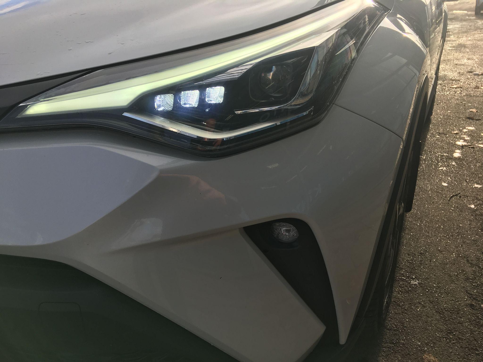 Toyota C-HR Image 34