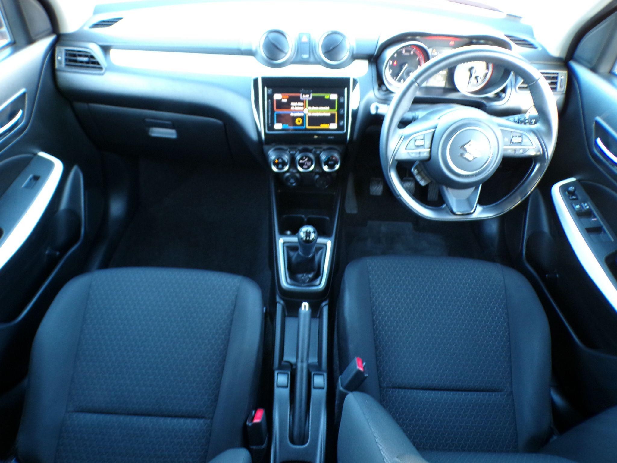 Suzuki Swift Image 12