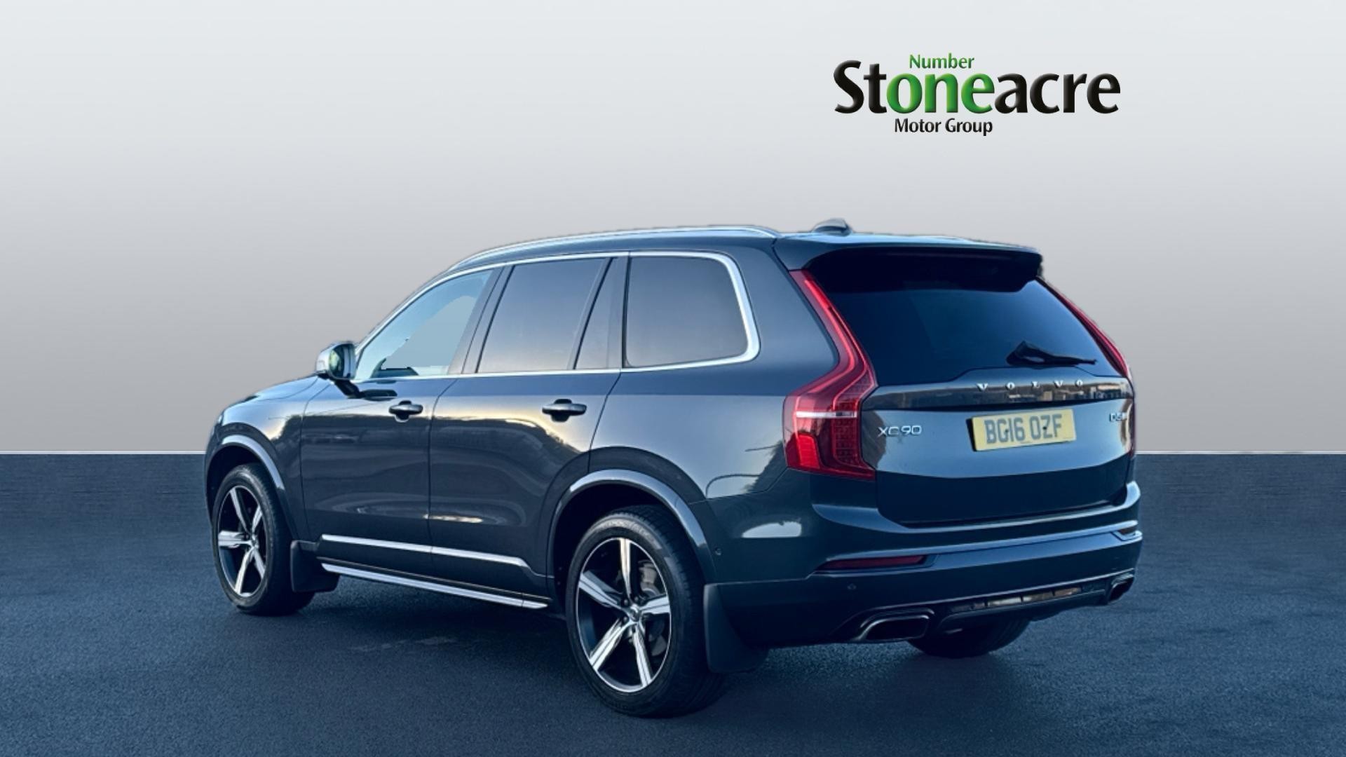 Volvo XC90 Image 2