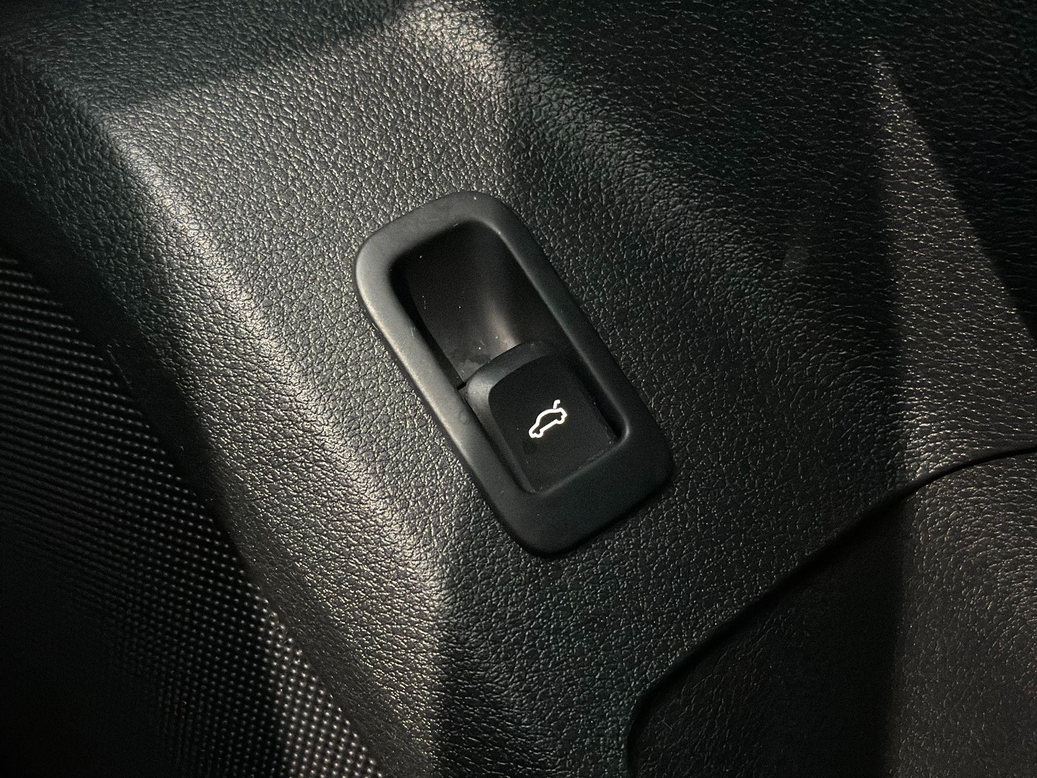 Audi Q2 Image 32