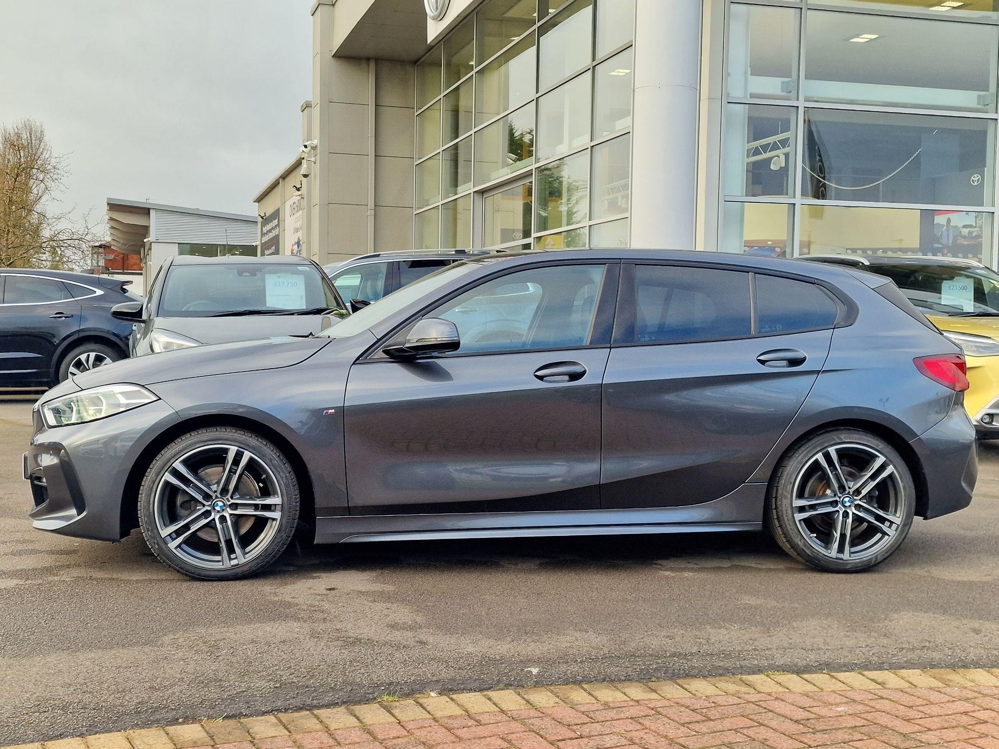 BMW 1 Series Image 17