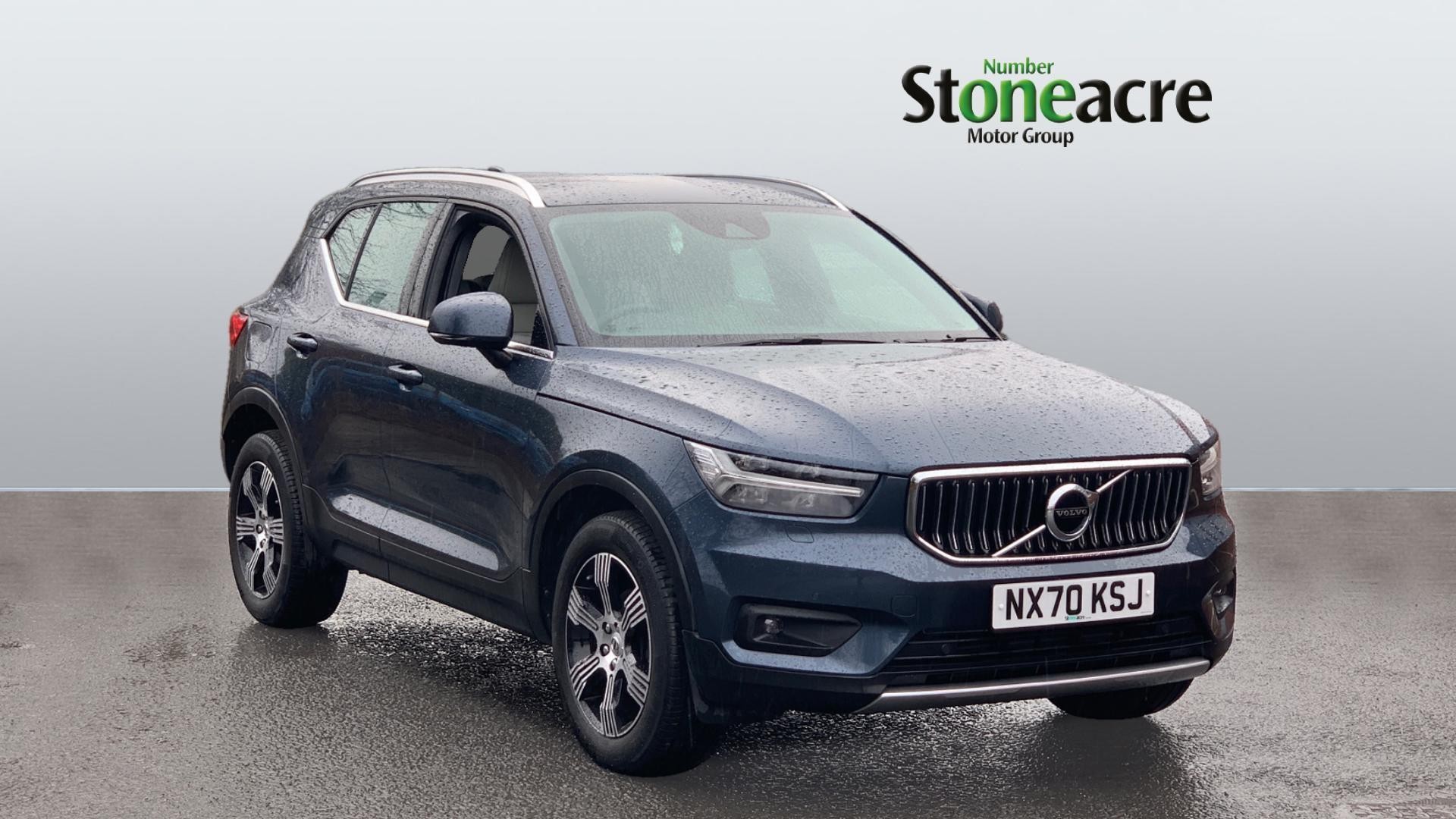 Volvo XC40 Image 1